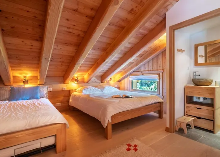 Sublime Semi Detached Chalet Facing The Mont Blanc